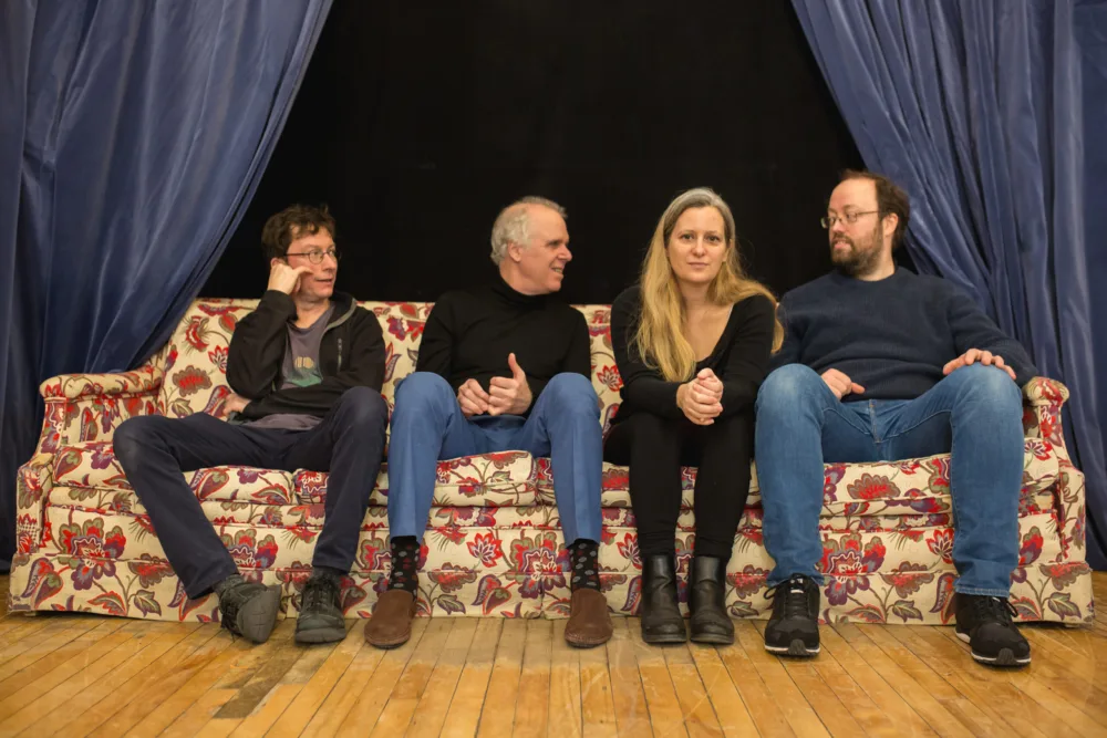 Manela Marie Neige Lavigne scaled